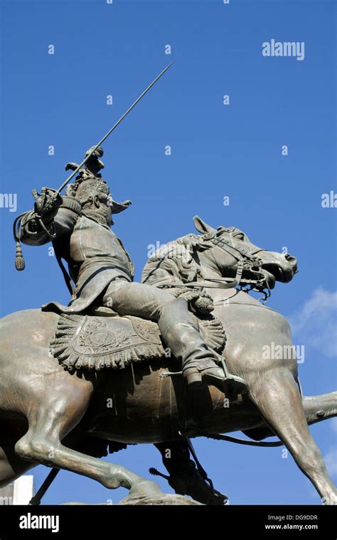 Statue of Francisco Morazan on horseback, Plaza Morazan, Tegucigalpa, Honduras Stock Photo - Alamy