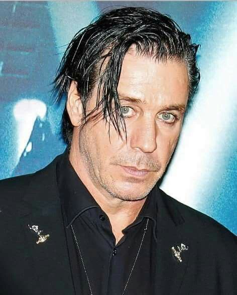 Pin by Joan Lucero on Rammstein | Till lindemann, Rammstein, Short hair styles