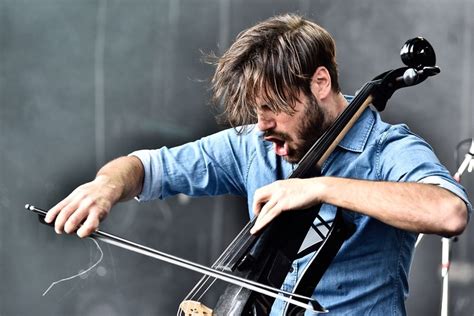 Stjepan Hauser, handsome & bearded cello player Cellos, Jimi Hendrix Live, Cello Music, Music ...