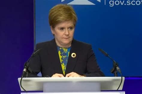 Covid Scotland: Nicola Sturgeon confirms new self-isolation rules despite vaccination status ...