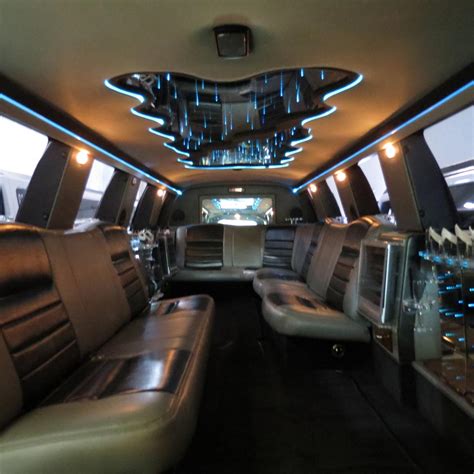 Ford Excursion Stretch Limousine| North Hills Transportation