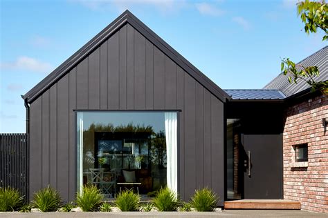 Discover Hardie™ Oblique Cladding: Depth and Rhythm for Modern Homes