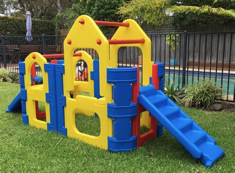 Kids Outdoor Play Gym MAXI CLIMBER With Two Steps/Slides And Water Spray Bar Pick Up Vic NSW Qld ...