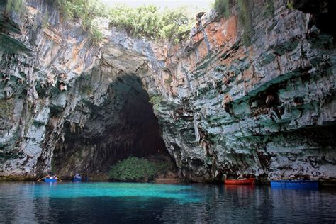 The Breathtaking Melissani Cave in Greece «TwistedSifter