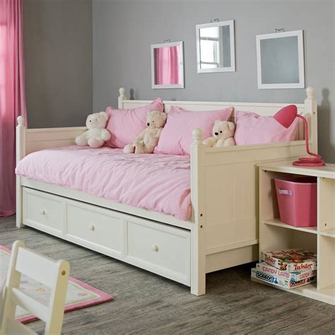 I just like the bed. | Kids daybed, Kid beds, Daybed with trundle