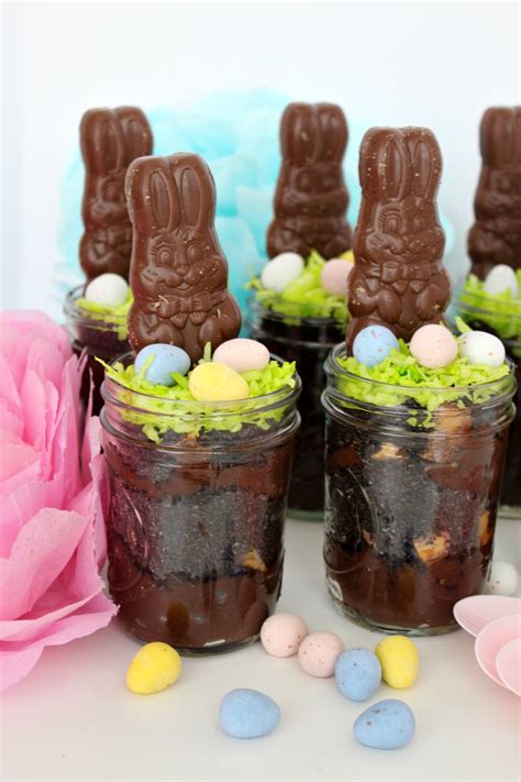 An Easy & Delicious Easter Dessert Using Classic and New Candies from Hershey | Mom Fabulous