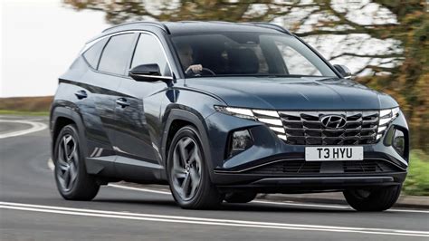 Hyundai Tucson Hybrid review | DrivingElectric