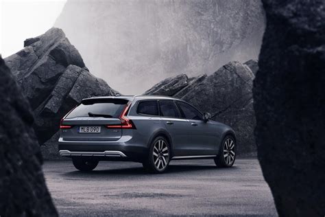 Volvo Facelifts S90 Sedan, V90 Station Wagon With Mild-Hybrid Turbo Powertrains - autoevolution