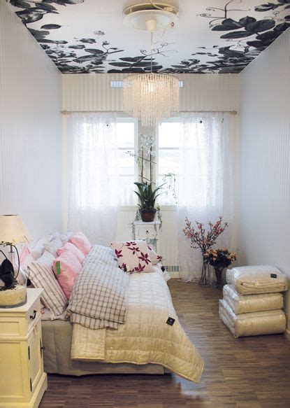 Bedroom with Ceiling Wallpaper | HomeDesignBoard