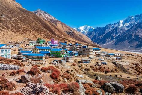 Langtang Valley Trek | Best Time, Cost, Route, Itinerary - Stunning Nepal