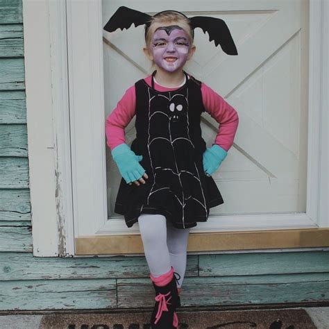 Homemade Vampirina costume!!! | Holloween costume, Halloween costumes, Costumes