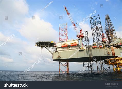 Offshore Construction Platform Production Oil Gas Stock Photo ...