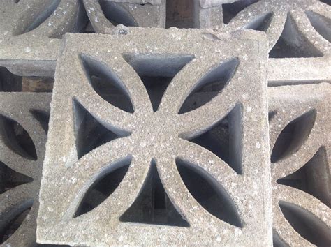 13 X decorative garden wall blocks ideal for patios and bbq | in Spilsby, Lincolnshire | Gumtree