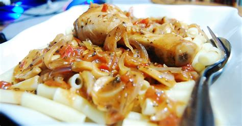 Sexy Nomnom: Macaroni in RAM Spaghetti Sauce with Mushrooms, Onions, Bell pepper and ...