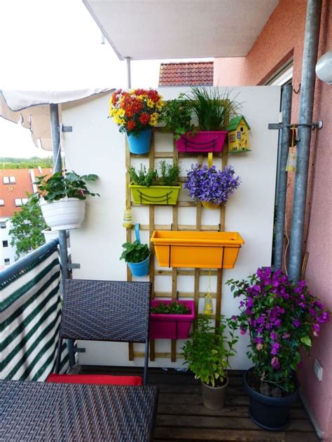 Elegant And Cozy Balcon Ideas 21 | Apartment patio decor, Small balcony garden, Balcony decor