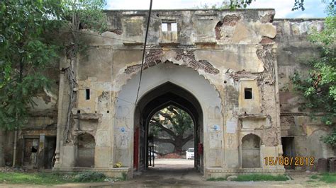 Heritage of Haryana: Fort at Mohindergarh