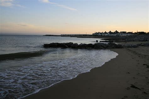 Newton Bay (Porthcawl) - Glamorgan | UK Beach Guide