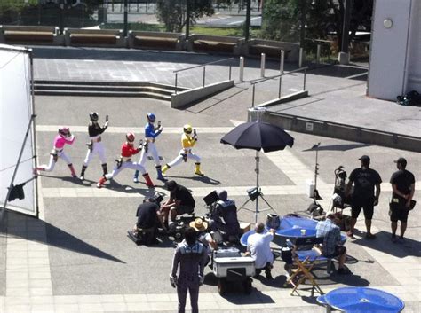 The Power Scoop 🔎 on Twitter: "Throwback Thursday: Behind the scenes of filming Power Rangers ...