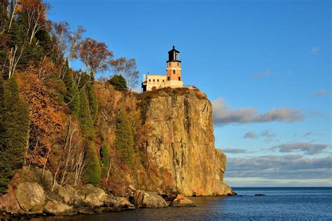 Split Rock Lighthouse in Two Harbors, Minnesota - Encircle Photos