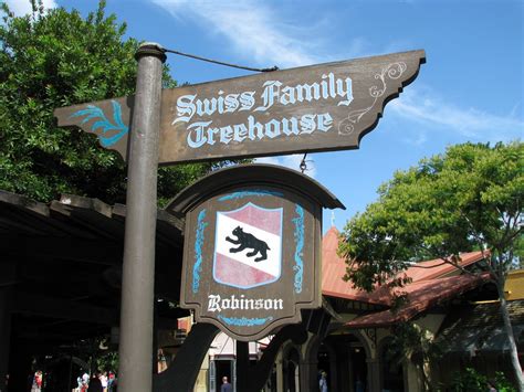 Exploring The Swiss Family Robinson Treehouse | Disney World Blog ...