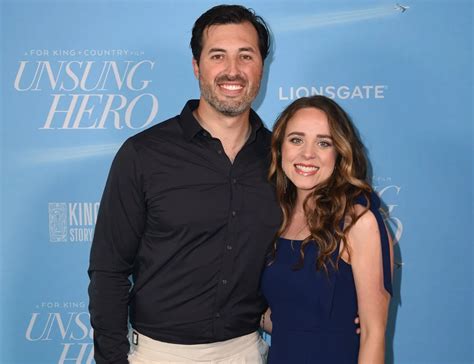 Duggar Family Pregnancies: Jinger and Jeremy Vuolo Set to Welcome Baby #3