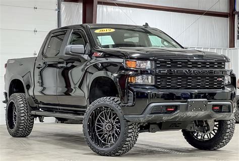 Pin by Fred B on Silverado | Custom pickup trucks, Chevrolet silverado ...