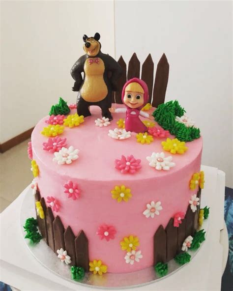 Pin de selenesa en Birthday | Torta de masha, Pastel masha y el oso ...