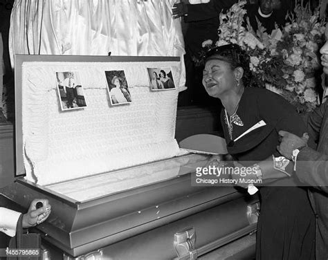 Emmett Till's mother Mamie Till grieves over the her son's casket... News Photo - Getty Images