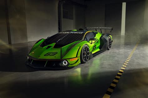 Lamborghini Essenza SCV12 Unveiled: Hardcore, Track-Only! - GTspirit