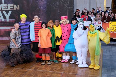 The Today Show Peanuts Halloween Costumes | POPSUGAR Celebrity