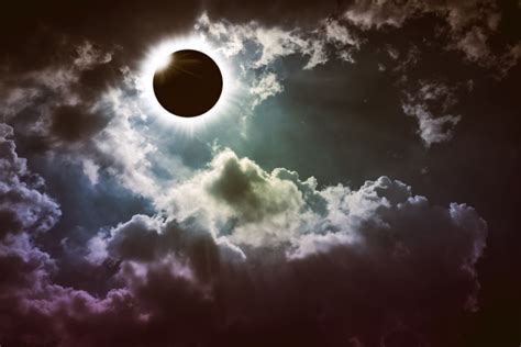 Solar Eclipse 2021: Here are the Do’s and Don’ts to Follow on the Day ...