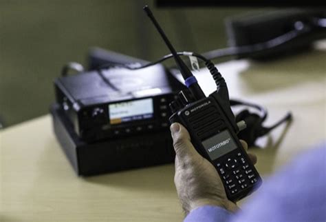 MOTOTRBO Portable Radios - Motorola Solutions