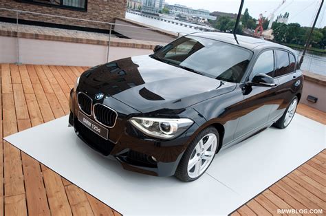 First Live Photos - 2012 BMW 1 Series in Black