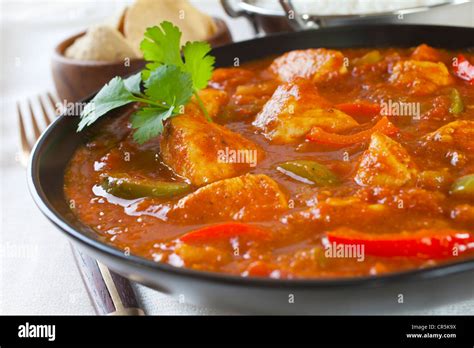 Chicken jalfrezi rice poppadums hi-res stock photography and images - Alamy