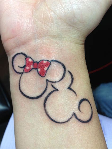 The Best 30 Outline Small Minnie Mouse Tattoo - learnmediaeast