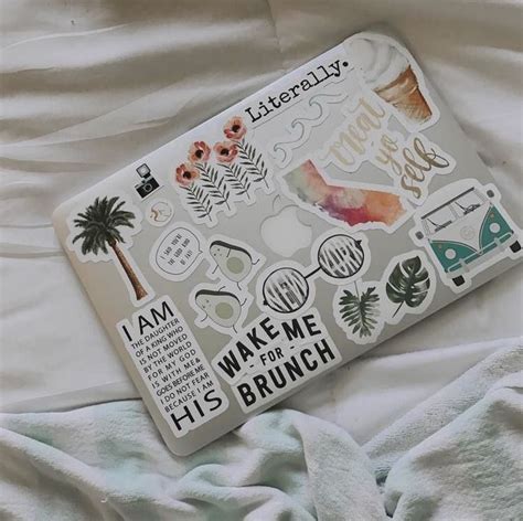 .⋆ 𝓟𝓲𝓷 : 𝕤𝕒𝕣𝕒𝕙𝕩𝕒𝕚𝕤𝕦𝕟 ⋆. | Cute laptop stickers, Case stickers, Laptop stickers