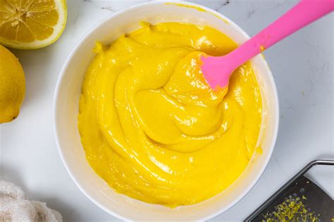 Lemon Curd: Easy, 6-Ingredient Recipe