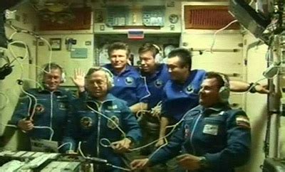 Space station crew finally at full staff of six (w/Video)