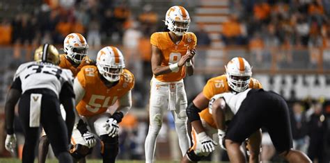 Cheez-It Citrus Bowl Odds: Picks & Betting Lines for Tennessee vs Iowa ...