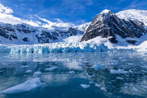 Pre-Register for Antarctica 2023 | 24 Season - Aurora Expeditions™