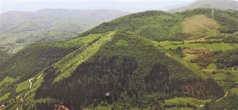 BOSNIAN PYRAMID VALLEY: THE MYSTERIOUS RAVNE TUNNELS - Living in ...