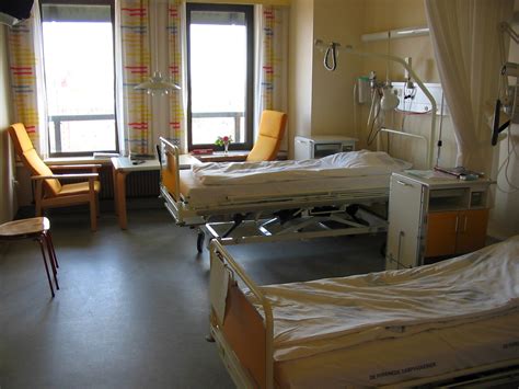 File:Hospital room ubt.jpeg - Wikimedia Commons