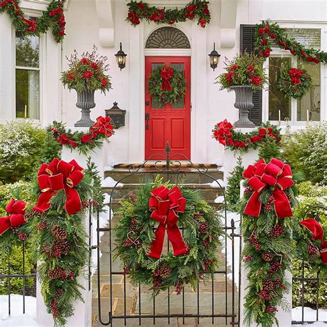 Front Gate Christmas Garland | Christmas Dinner