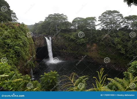 View at Rainbow Falls, Big Island, Hawaii Editorial Stock Image - Image ...