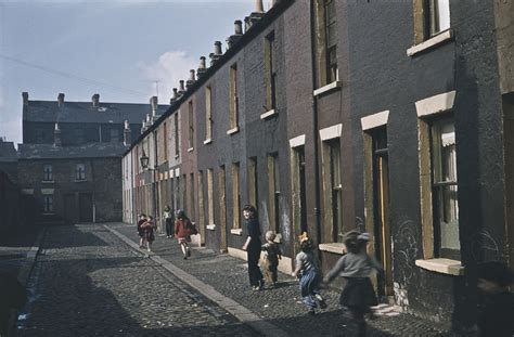 Belfast 1955: Gorgeous Photographs Of The City Of Ships - Flashbak