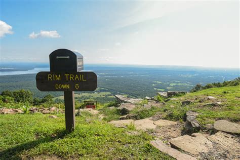 Beautiful Mount Nebo State Park in Arkansas - Somewhere In Arkansas