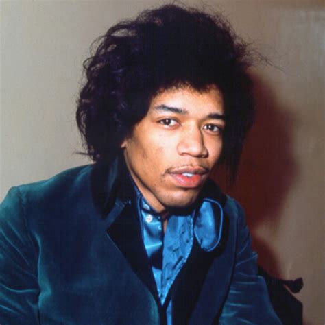 Jimi Hendrix - Songwriter, Guitarist, Singer - Biography