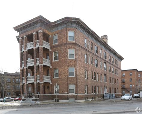 Lowry Hill District: Apartments - Apartments in Minneapolis, MN ...