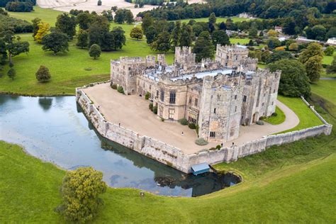 15 Best Castles in England, UK - Road Affair