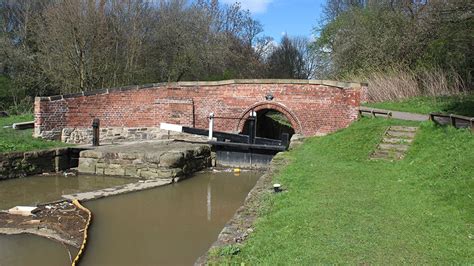 Chesterfield Canal - Places to go | Lets Go With The Children